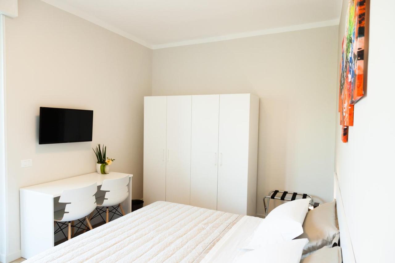 A Santa Rosa B&B Lecce Buitenkant foto